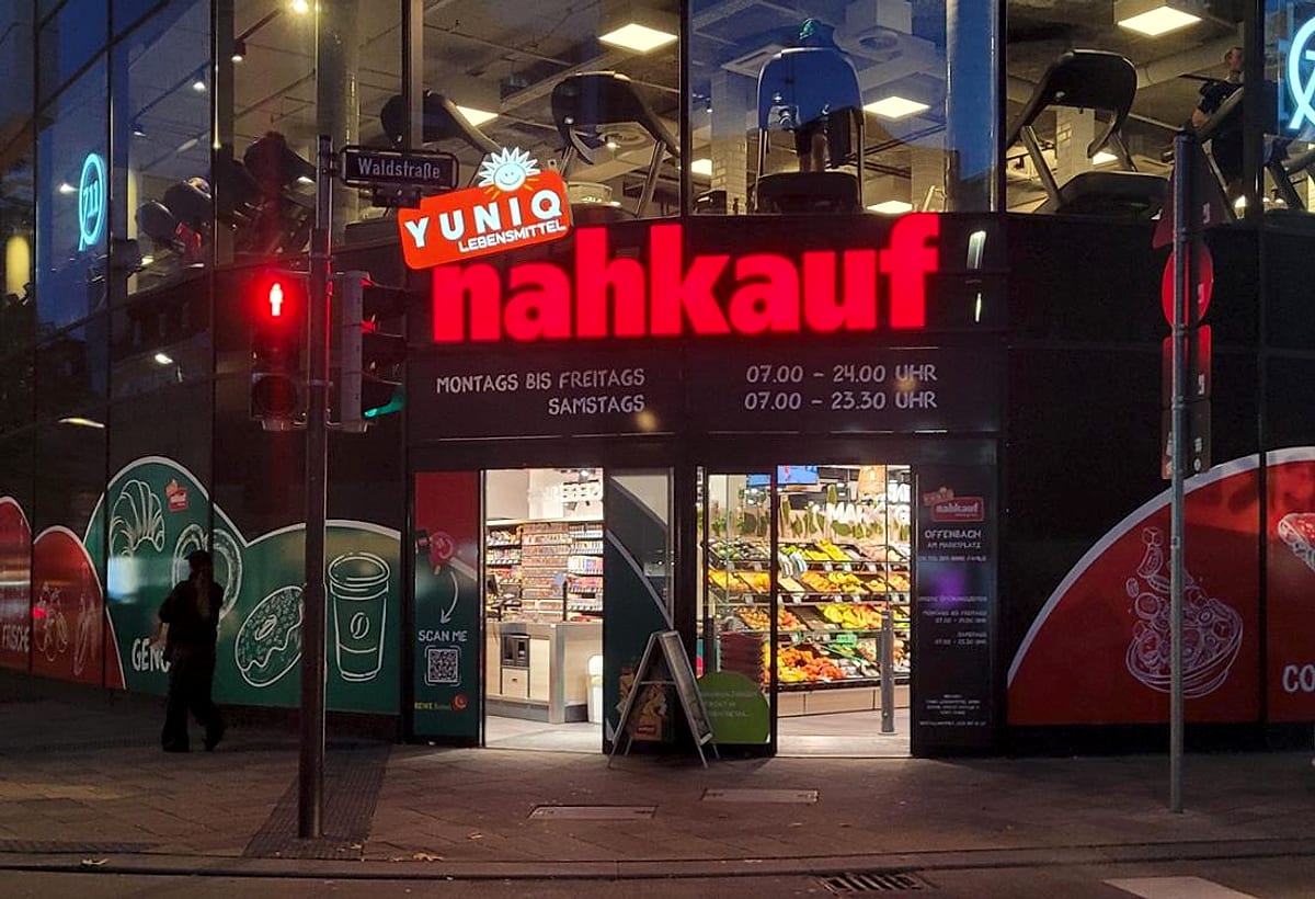 YUNIQ nahkauf Offenbach am Marktplatz